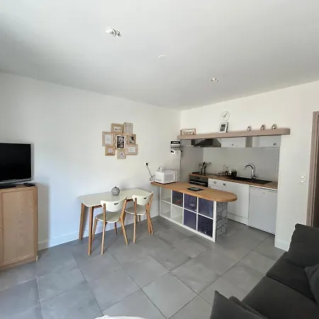 40 M2 Avec Parking Et Petite Terrasse Apartment *
